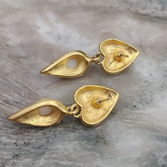 Gold and pearl drop earrings - Picture 3 of 7